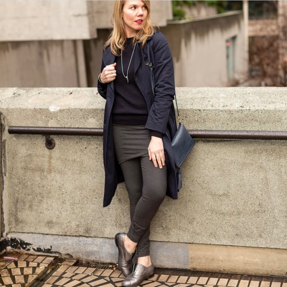 CAbi M'Leggings Skirted Leggings - Charcoal grey Sz S - Picture 2 of 7